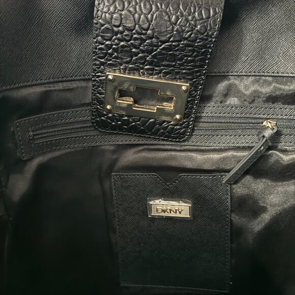 NWT DKNY Black Crocodile Embossed Leather Hobo Bag - Picture 13 of 14